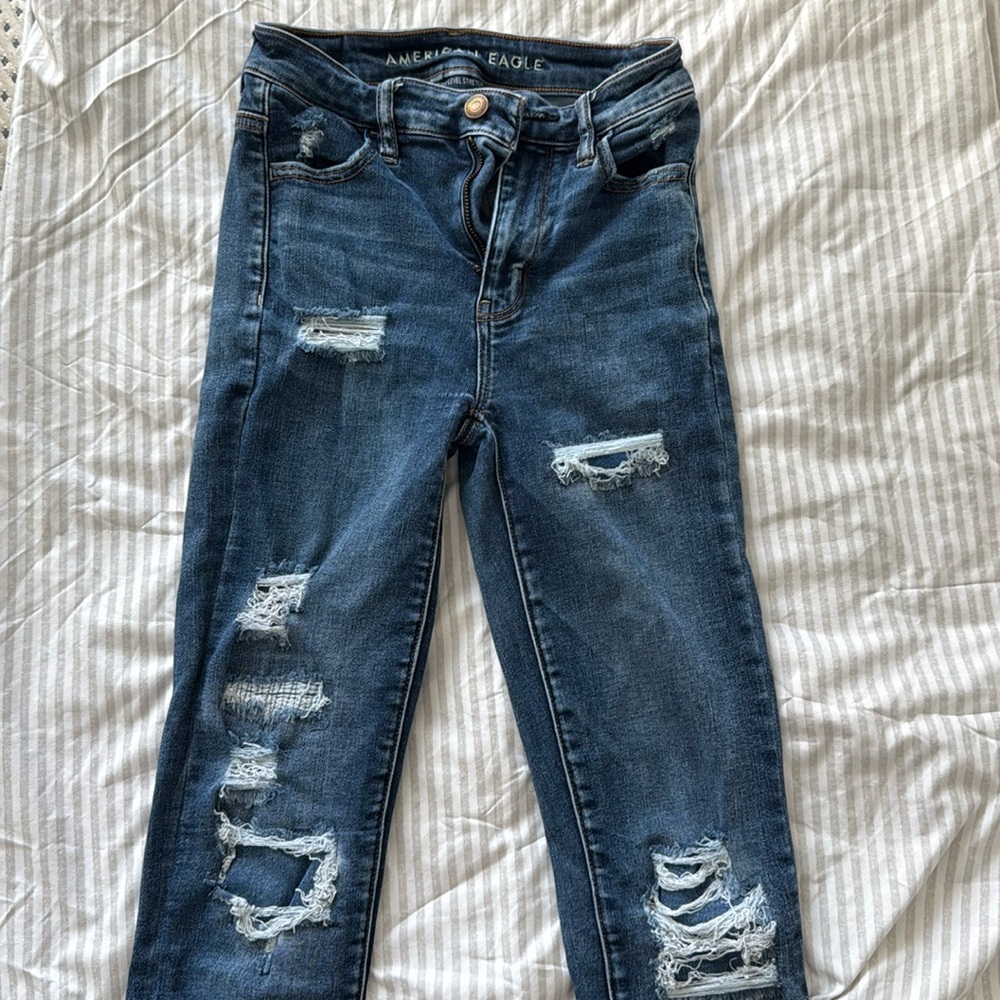American Eagle Next Level Stratch Super Hi-Rise Ripped Jegging - Size: 0R